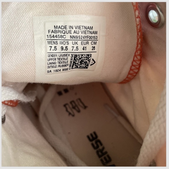 Converse Mens 7.5 / Womens 9.5 All Star Chuck Taylor Hi Grapefruit Print Sneaker - Picture 7 of 7